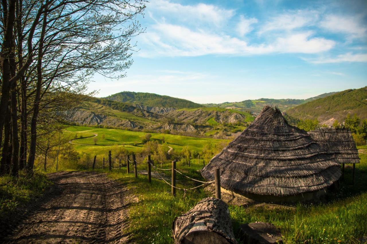 Ostello Podesteria Di Gombola - Arte E Territorio Polinago Exterior photo